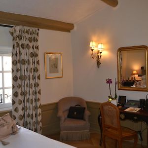 Elegance King Room